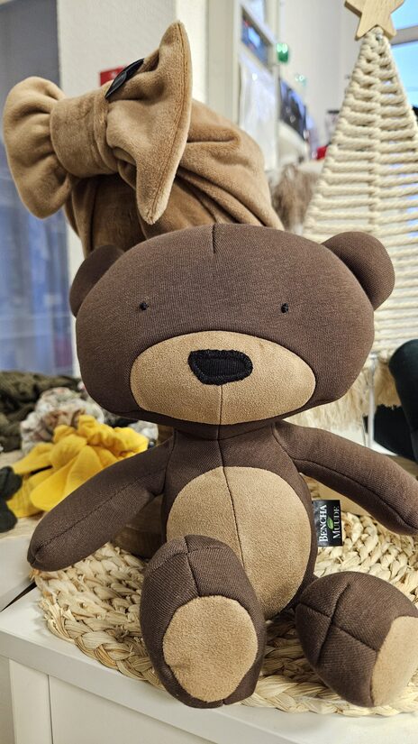 LAIMES LĀCIS- brūns